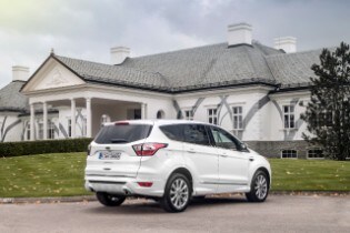 227 Ford Kuga Vignale